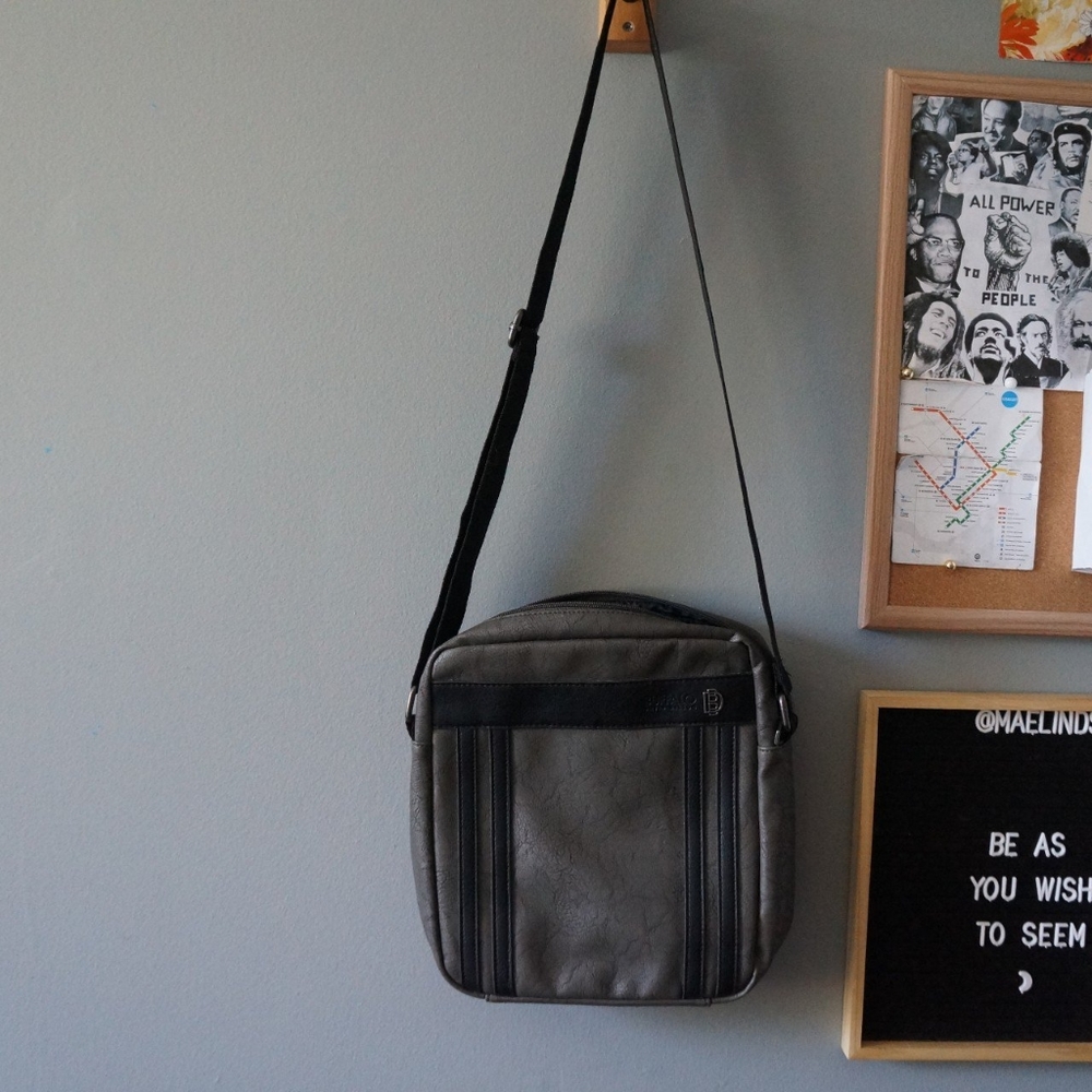 david buffalo bitton unisex crossbody bag